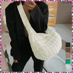 送料無料 キルトショルダーバッグダウン風レディース キルティング ソフトバッグ 斜めがけ カジュアル 大きめトートバッグ 軽量 マザーバッグ 大容量 餃子型バッグ 黒　 無地デイリーバッグ 秋冬 肩掛けバッグ 柔らかいかばん韓国
