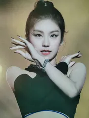 ITZY リュジン　直筆サイン入りチェキ itzy リュジン 直筆サイン入りチェキ ポラロイド ITZY リュジン