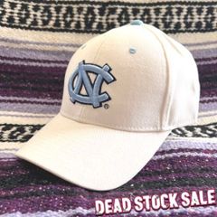 LA直接買い付け デッドストック レアアイテム North Carolina Tar Heels ノースカロライナ大 ターヒールズ C.O.D CAP キャップ ホワイト