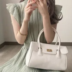 新品 可愛い GRL 2Way ハンド ショルダー バッグ 鞄 グレージュ # 100文字ぴったり   新品 GRL 2Way ショルダーバッグ 鞄 グレージュ 可愛い ハンド 高見え 上品 フェイクレザー マチ広 収納力抜群 通勤 通学 おしゃれ 便利 軽量