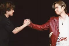 【中古】生写真(ジャニーズ) ジャニーズ/堂本光一・佐藤勝利/ライブフォト・横型・2Lサイズ/「Endless SHOCK / Endless SHOCK -Eternal-」ステージフォト