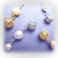 パールと透かし玉のグラデーション ロングイヤリング(オリジナルハンドメイド)