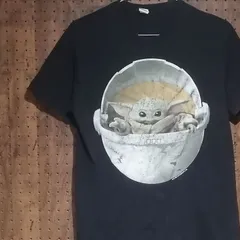 STAR WARS スターウォーズ　マンダロリアン　グローグー　プリントＴシャツ　サイズＳ