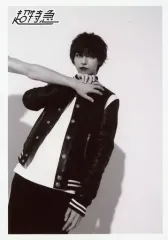 【中古】生写真(男性) 超特急/タカシ(松尾太陽)/膝上・モノクロ・衣装黒・白・左から手・右手掴み・体斜め・背景白/「BULLET TRAIN Arena Tour 2018 GOLDEN EPOCH」大阪12/26公演限定 生写真セット第64弾