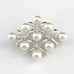 2025年最新】MIKIMOTO ブローチ k18の人気アイテム - メルカリ