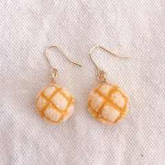 メロンパン　フックピアス　ミニチュアパン