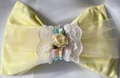 黄色い大きいリボンのサムネイル
