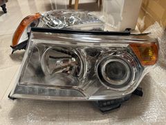 日本仕様2013年 リンカーンナビゲーターD車左ヘッドライト カット