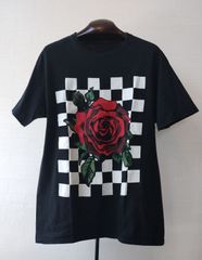 ■ unknown ■ Rose and Checker Graphic Art アートプリントtシャツ ■ SSS1080