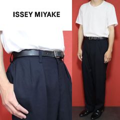 ISSEY MIYAKE ブラック ツータック スラックス - メルカリ