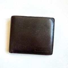 バーバリー 二つ折り財布 ダークブラウン 箱あります - メルカリ