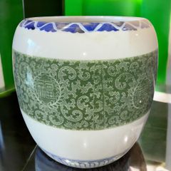 Item thumbnail for item 64ca2103-b8df-43c1-a08f-7ccdc9f45868