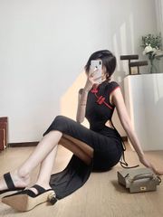チャイナドレスの可愛くてセクシーなドレスです 新入荷しました コスプレ「チャイナセクシー赤パイピング＆高級楊柳素材ドロー紐ロングドレス」　チャイナドレス　ナイトドレス　高級　刺繍　Mサイズ　ブラック　D-2151