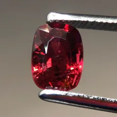 M1010-1)『ルベライト』天然レッドトルマリン ルース 4.080ct-