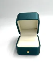 新品　未使用品　グリーン　指輪ボックス「高級感漂う ジュエリーケース／リングボックス ベルベット調 内装付き」