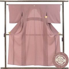 色無地 身丈155cm 裄64cm 前幅26cm 後幅30cm 袖丈48cm 袖幅33cm レディース 無地 裄Mサイズ 夏用 正絹（シルク）ピンク 美品 リメイク リユース リサイクル【呉服のきくや】