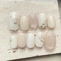 ꧁ Leaf   nail ꧂     ネイルチップ　ブライダル　成人式　ブライダルネイル　シンプル　白無垢　和装　リーフ