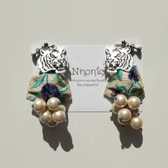 【イヤリング】虎嘯風生