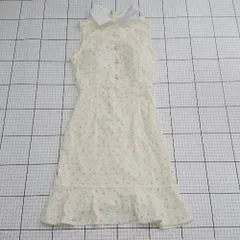 ◇ Θ Tika ティカ カップ付き　花柄レース - 膝丈 キャバドレス サイズS オフホワイト系 レディース E  【1508260028899】