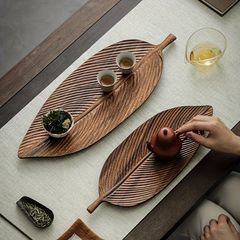 1pc 木製トレイ、葉の形のサービングトレイ