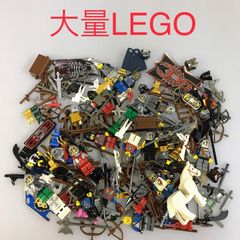 中古 LEGO レゴ お城シリーズ  ミニフィグ　武器　他　バラバラ　パーツ　大量　まとめ売り CP-404 ※オールドレゴ　キャッスル　馬　旗　盾　剣　鎧　など 361