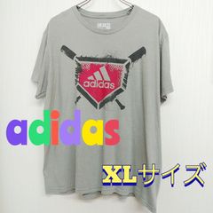 adidas　アディダス　グレー　Ｔシャツ　XL　ポリエステル60％　コットン40％　着丈69ｃｍ　身幅59.5ｃｍ　肩幅48.5ｃｍ　袖丈20ｃｍ　古着