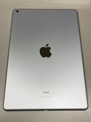 送料無料 美品　電池93%  apple iPad  (第7世代) Wi-Fi  32GB シルバー