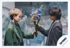 【中古】生写真(ｼﾞｬﾆｰｽﾞ) SixTONES/松村北斗・高地優吾/横型・上半身/シングル「わたし」MV＆ジャケ写オフショット/公式生写真