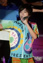 【中古】生写真(ジャニーズ) 7WEST/神山智洋/ライブフォト・上半身・衣装水色・緑・左手マイク・目線左/関西ジャニーズJr.2007夏＠大阪松竹座