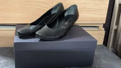 PRADA　黒パンプス　レザー