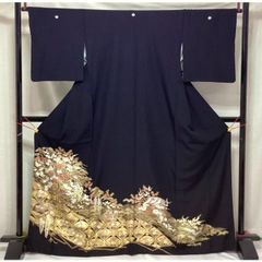 175　中古品　正絹　黒留袖　友禅金彩加工　横木瓜紋入　比翼仕立て