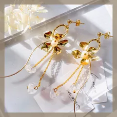 淡水パール×天然石《304ステンレス 24KGP本金メッキ》 小ぶり メタルフラワー お花 ニュアンスメタル サークル ピアス 天然淡水パール 天然石 クリア クォーツ クリスタル チェーン ワイヤー ハンドメイドピアス アレルギー対応《イヤリング変更可能》