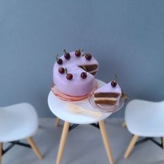 アメリカンチェリーのケーキブローチ