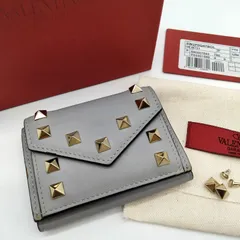 2025年最新】VALENTINO 三つ折り財布の人気アイテム - メルカリ