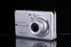 Pentax Optio E85 Digital Camera [AS IS] 動作するがレンズエラーがたまに出る