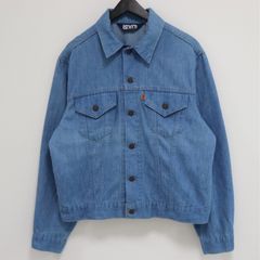 Levi's