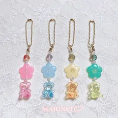 くまとお花のビーズストラップ／ピンク(NO.509)