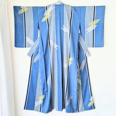 Japanese Antique Kimono Robe Dress Silk Woven Blue Stripe pattern 着物 アンティーク 正絹 袷 青 縞 矢絣模様 バチ衿 大正浪漫 時代布 古布 和洋折衷
