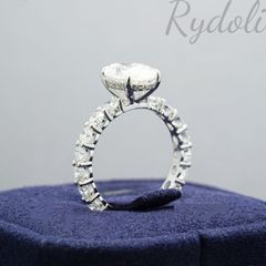 PT950 2.03ct オーダーメイドダイヤリング ラボグロウンダイヤモンド IGI鑑定書付き オーバルカット リング 指輪 誕生日記念日プレゼント ラボダイヤリング 洗練されたデザイン 上質感漂うリング プラチナ製 華やかでエレガントな輝き ダイヤリング