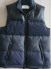 M相当 / 極美品✨コーチ ダウンベスト 近年モデル 総柄 シグネチャー Cロゴ 公式】コーチアウトレット | シグネチャー ダウン ベスト
