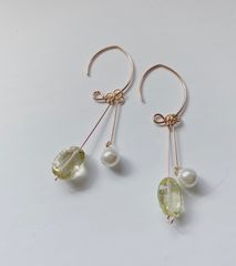 レモンクォーツとパールのピアス