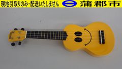 【現地引き取りのみ　リユース品】ウクレレ　MAHALO（R7－97）音階未確認　汚れあり