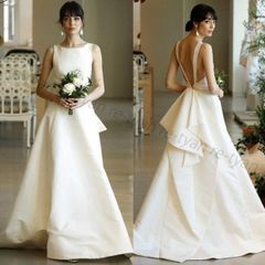 ウエディングドレスノースリーブ 結婚式ドレス 白 二次会 安い エンパイア 花嫁 フォトウエディング ビーチフォト 前撮り 後撮り 披露宴 トレーンドレス Aライン