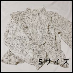 【未使用】長袖ブラウス　アイボリー花柄　S