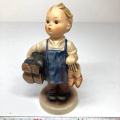 アンティーク・ヴィンテージ】フンメル人形 靴職人 TMK2 - メルカリ