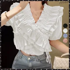 フリルブラウス シャーリングブラウス半袖 大人可愛い マルチウェイ 2WAY オフショルトップス フェミニン ショート丈ブラウス 韓国風 Vネックトップス 無地 ガーリーブラウス白 フリルトップス春夏 裾リボン着やせ夏服