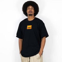 FB COUNTY EMBROIDERED BOX LOGO HEAVY HARD Tシャツ【BLACK】 (L・XL・2XL)(エフビーカウンティ 服 通販 メンズ 大きいサイズ T SHIRTS 半袖 ショートスリーブ ボックスロゴ ヘビーウエイト )