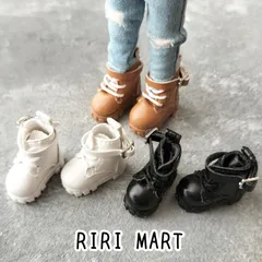 オビツ11　ベルト付きブーツ　ねんどろいどどーる　靴