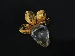 SWAROVSKI スワロフスキー いちご イチゴ 苺 ピンブローチ ピンバッジ アクセサリー レディース ゴールド系 DJ7862