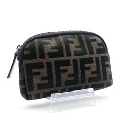 Fendi ロゴプリント ポーチ 約22cm x 15cm x 5cm - メルカリ